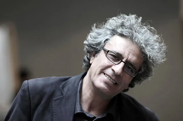 «س» مثل سانسور، مثل «سرزمین»